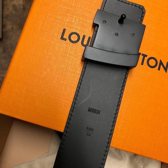 Louis Vuitton Men's Black Belt - Picture 3 of 3